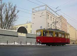 File:Umschlagplatz - The ghetto tram.jpg - Wikimedia Commons